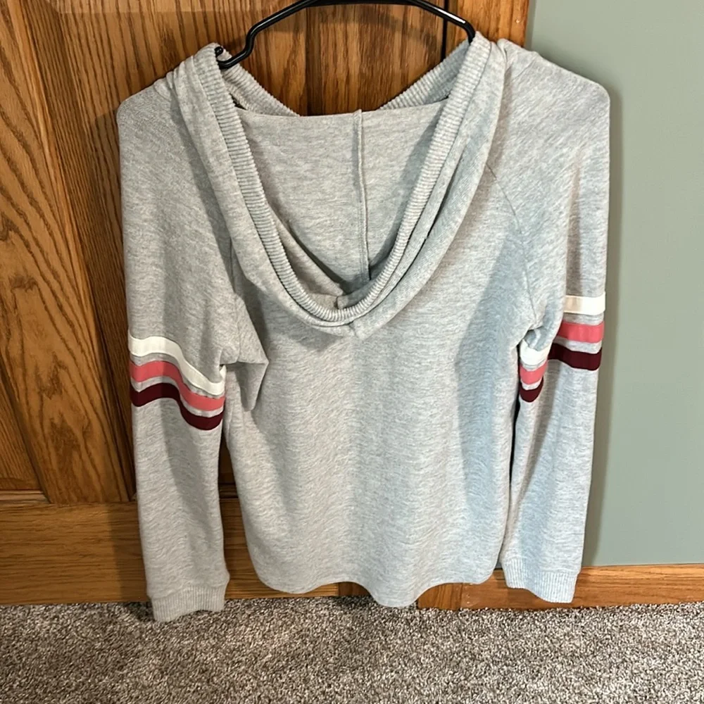 Women’s Maurice’s hoodie Sz XS - Picture 2 of 2